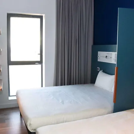 Ibis Budget Langres Exterior photo